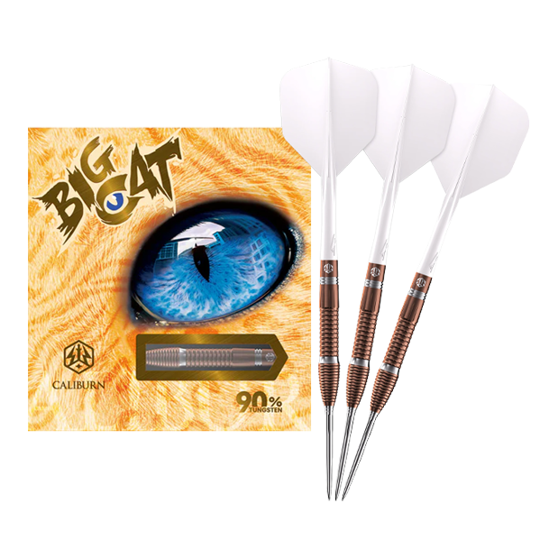 Das Bild zeigt ein vollständiges Set Caliburn Big Cats Lion Steeldarts. Die Darts sind in voller Länge sichtbar.