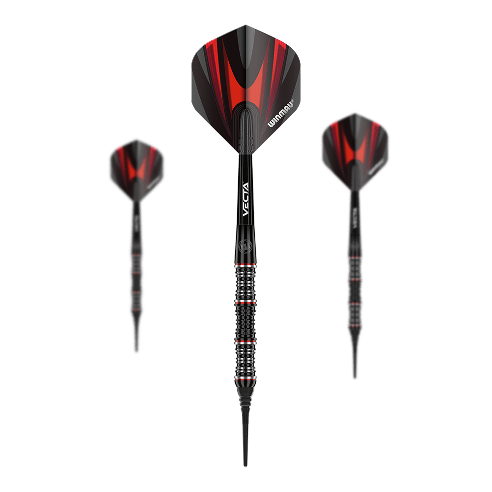 Winmau Mervyn King Special Edition soft darts Das Bild zeigt drei Winmau Mervyn King Special Edition Softdarts. Die Darts haben schwarze und rote Flights sowie ein detailliertes, schwarz-silbernes Griffstück.