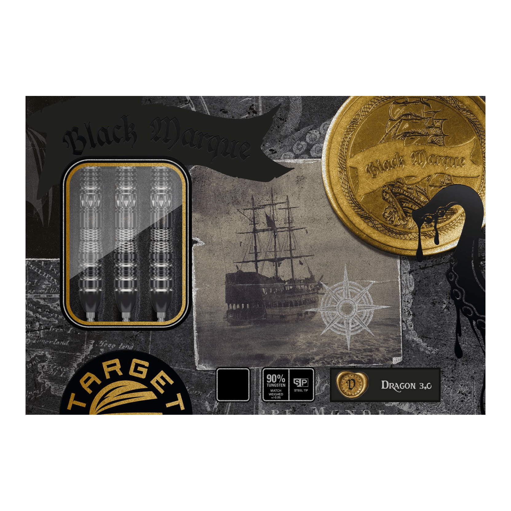 Target Black Marque Dragon 3 Swiss Point Steeldarts Das Bild zeigt die Verpackung der "Target Black Marque Dragon 3 Swiss Point Steeldarts". Auf der Verpackung sind die Darts, ein historisches Segelschiff und ein goldener Münzmotivs zu sehen.
