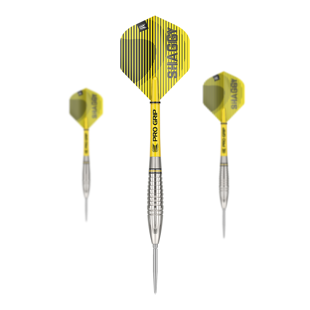 Target Scott Williams GEN1 Swiss Point steel darts Das Bild zeigt drei Target Scott Williams GEN1 Swiss Point Steeldarts mit gelb-schwarzen Flights. Die Darts haben silberne Spitzen und Griffe mit „Pro Grip“-Schäften.