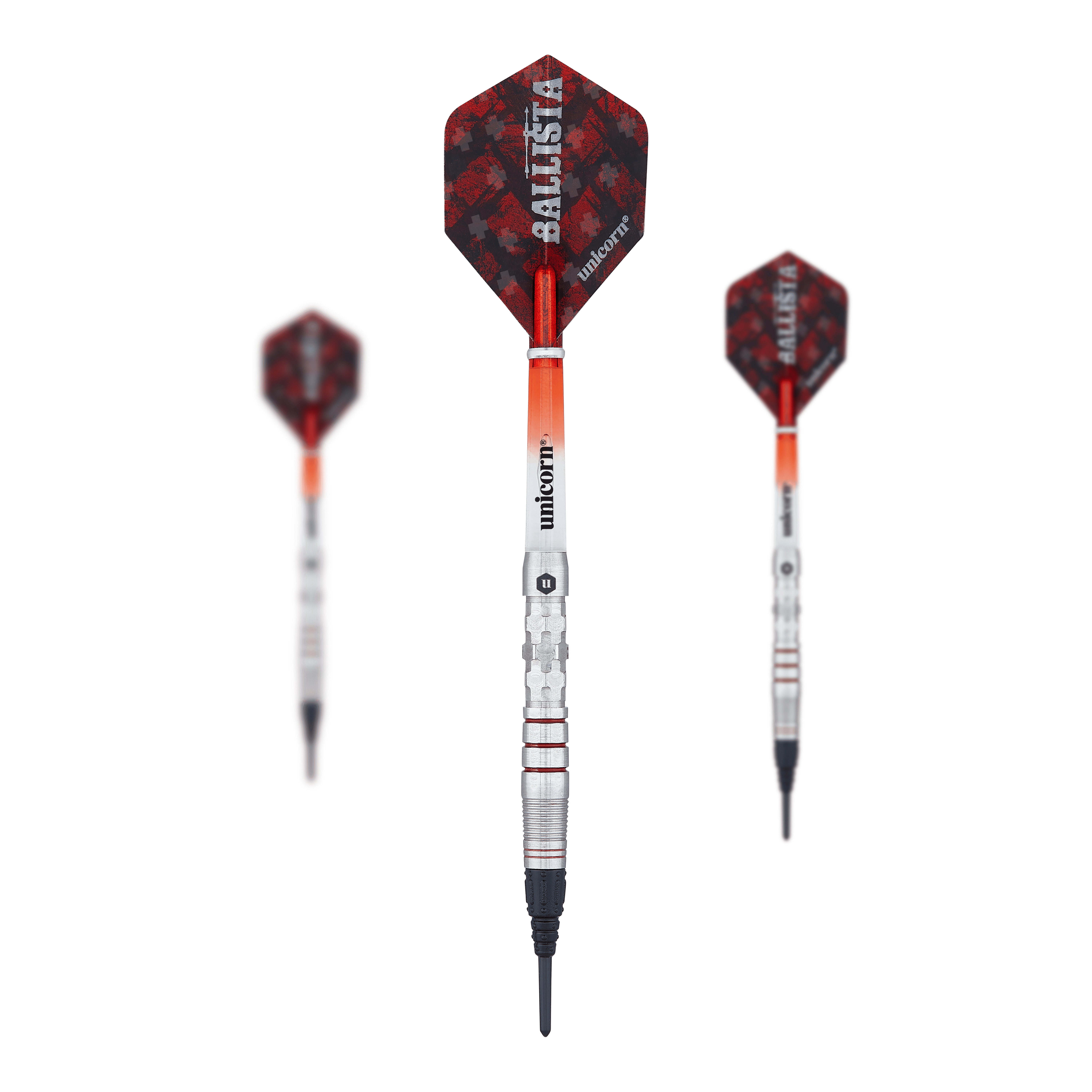 Unicorn Ballista Style 3 soft darts Das Bild zeigt drei Softdarts des Produkts „Unicorn Ballista Style 3“. Die Darts haben rote Flights mit Muster und silberne Schäfte.