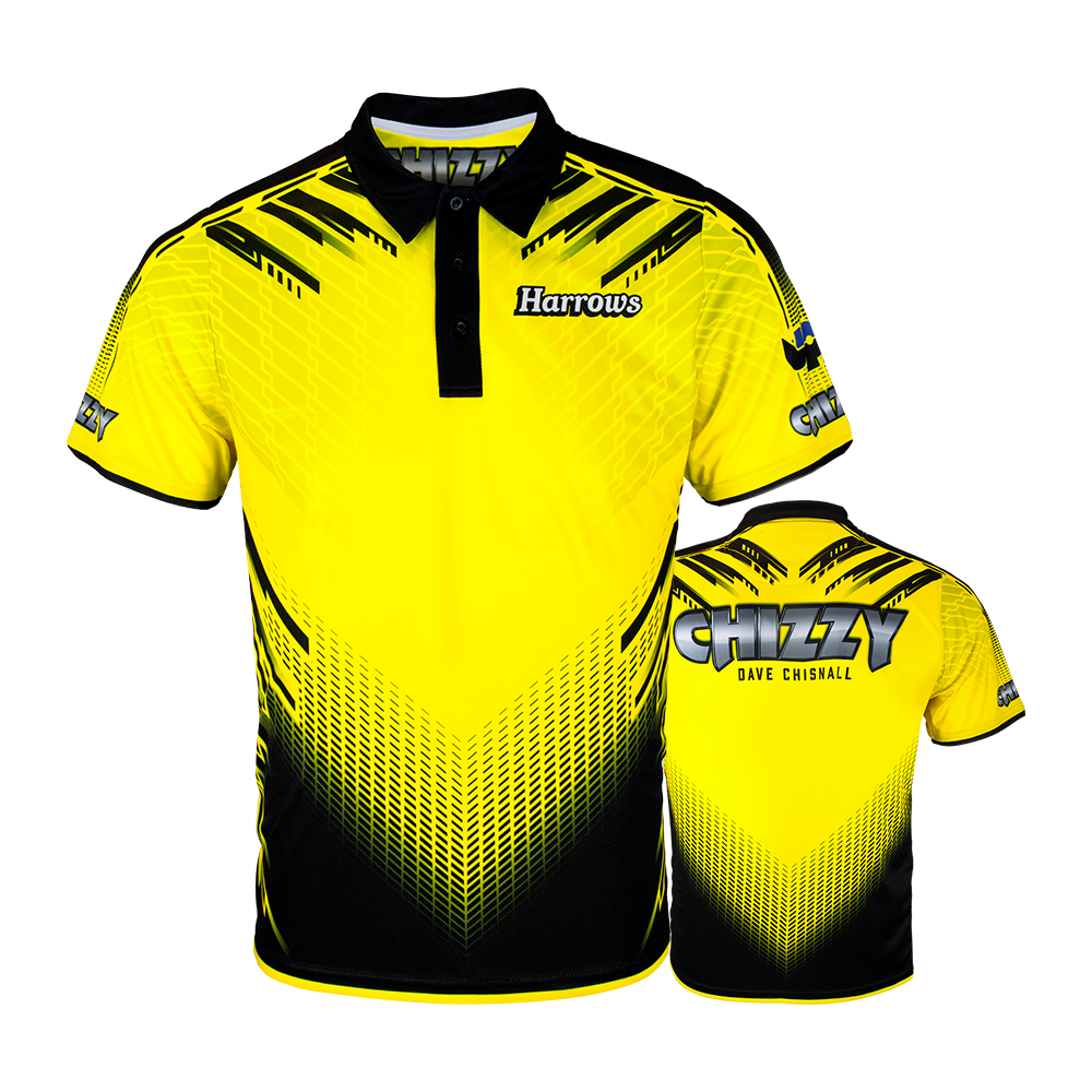 HRS-24148_Harrows_Dave_Chisnall_Chizzy_Dartshirt_0 Das Bild zeigt das gelbe und schwarze Harrows Dave Chisnall Chizzy Dartshirt. Auf der Vorderseite steht "Harrows" und auf der Rückseite ist groß "Chizzy Dave Chisnall" zu sehen.