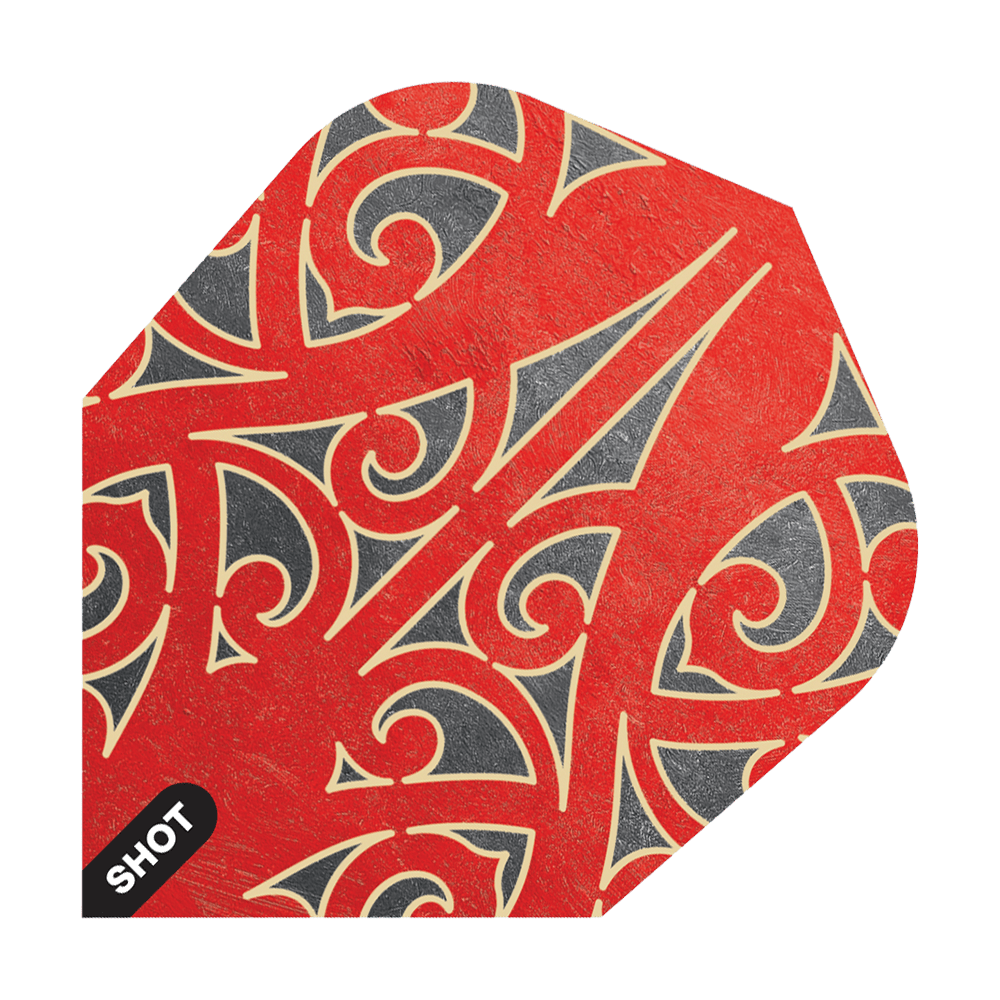 Shot Warrior Taiaha No6 Flights Das Bild zeigt das Produkt "Shot Warrior Taiaha No6 Flights". Die Dartflights haben ein auffälliges rotes und schwarzes Muster mit traditionellen geschwungenen Linien.