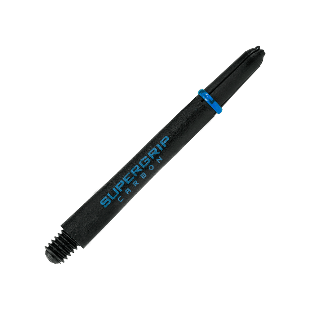 HR365_Harrows_Supergrip_Carbon_Shafts_Aqua_47mm_2 Das Bild zeigt einen Harrows Supergrip Carbon Shaft in der Farbe Aqua. Der Schaft ist schwarz mit blauer Aufschrift und einem blauen Ring.
