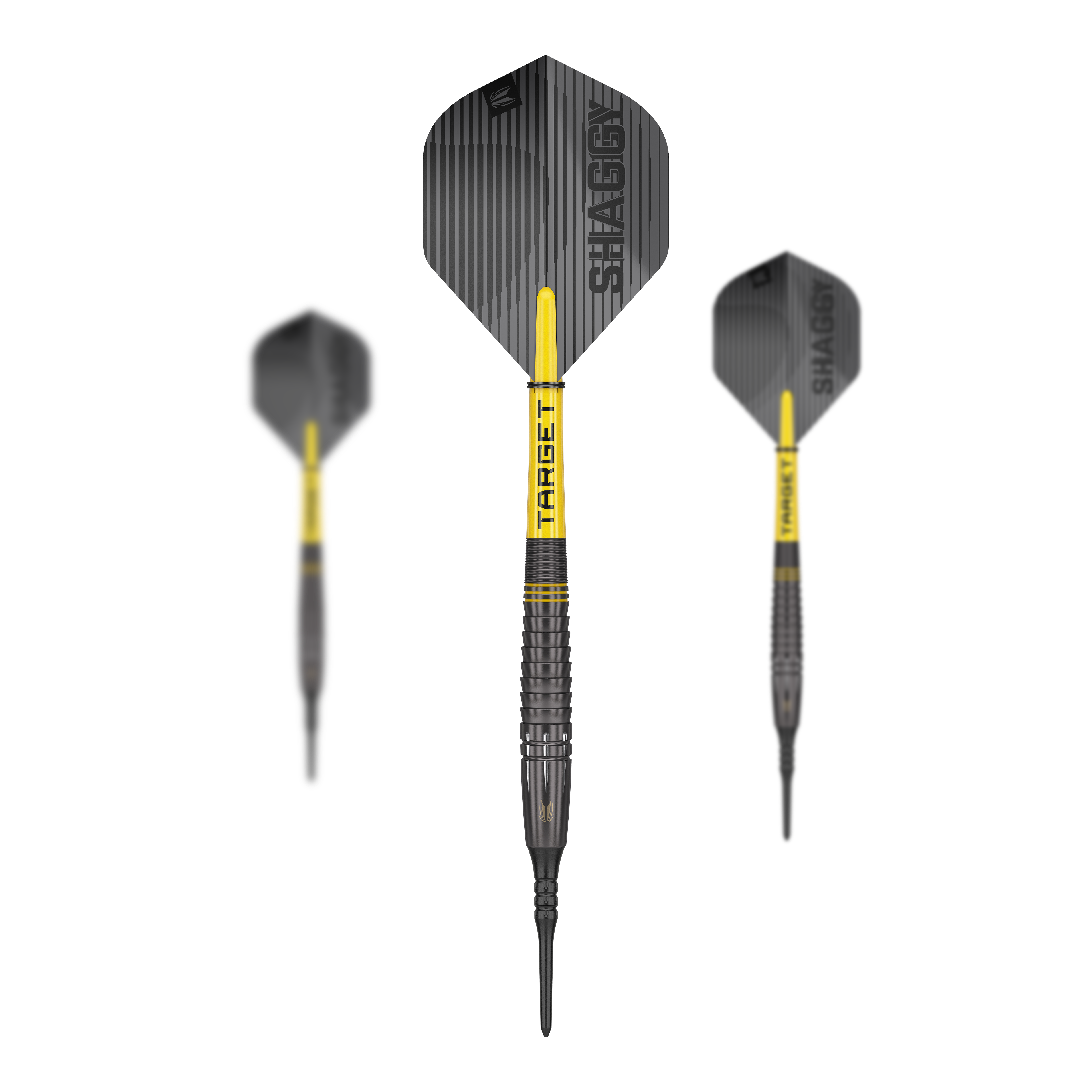 Target Scott Williams Shaggy Black Soft Darts - 20g Das Bild zeigt drei "Target Scott Williams Shaggy Black Softdarts - 20g". Die Darts sind hauptsächlich schwarz mit gelben Akzenten und haben das Wort "TARGET" sowie "SHAGGY" auf den Flights.