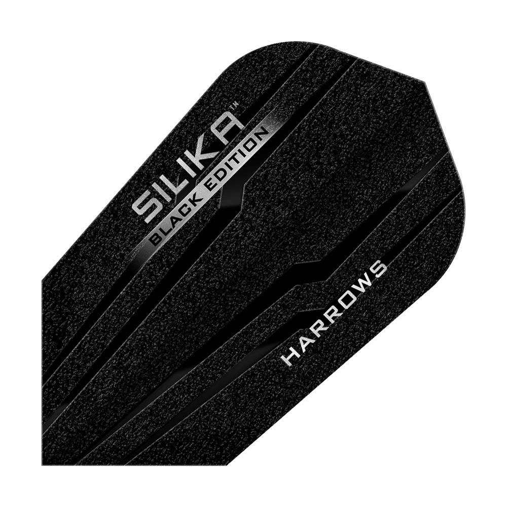Harrows Silika Black Edition Slim Flights Das Bild zeigt das Produkt "Harrows Silika Black-Edition Slim Flights". Die Dart-Flights sind schwarz mit silbernen Schriftzügen und einem modernen Design.