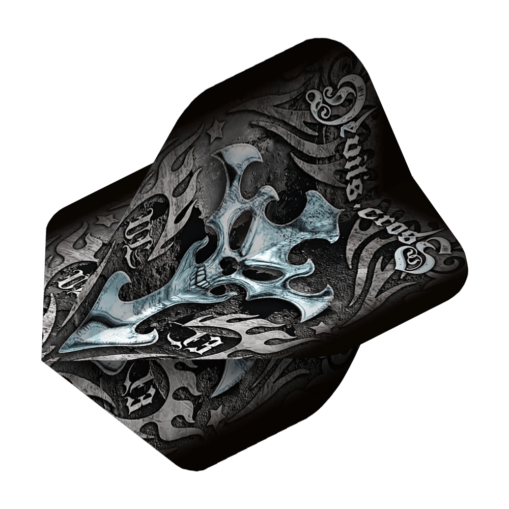 ALC1_Alchemy_Devils_Cross_Standard_Flights_2 Das Bild zeigt das Produkt "Alchemy Devils Cross No2 Standard Flights". Es ist mit einem auffälligen Totenkopf- und Kreuzdesign in dunklen Farben verziert.