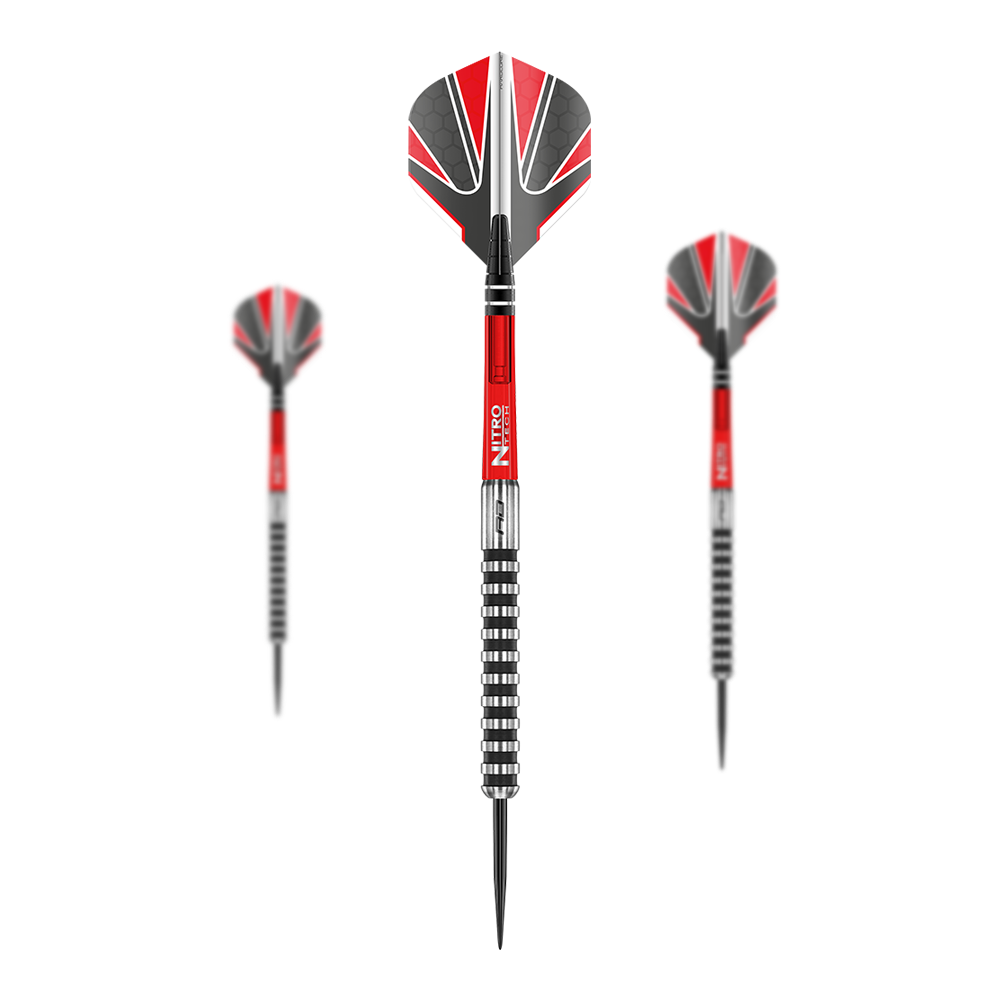 Red Dragon Javelin Black Steel Darts Das Bild zeigt drei "Red Dragon Javelin Black Steeldarts" mit roten, schwarzen und silbernen Akzenten. Die Dartpfeile haben markante Flügel und eine geriffelte Griffzone.