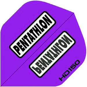 HD20_Pentathlon_HD150_Standard_Flights_Lila_1 Das Bild zeigt ein lilafarbenes Dart-Flight mit der Aufschrift „PENTATHLON“. In der Ecke steht außerdem „HD 150“.