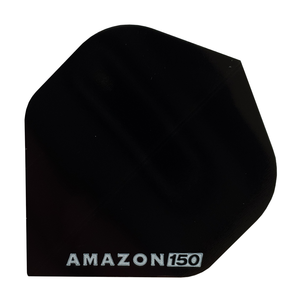 A15_Amazon_150_Flight_Schwarz_1 Das Bild zeigt ein schwarzes Dartflügel mit der Aufschrift "AMAZON 150" in weißer Schrift. Es handelt sich um das Produkt "Amazon 150 Flights - Schwarz".