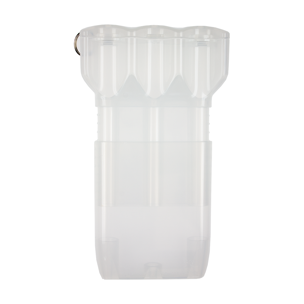 Cameo Dropsleeve 2 Dartcase Das Bild zeigt ein durchsichtiges, zylindrisches Kunststoffetui mit abgerundeten Kanten. Es handelt sich vermutlich um ein Aufbewahrungsbehälter für Darts.