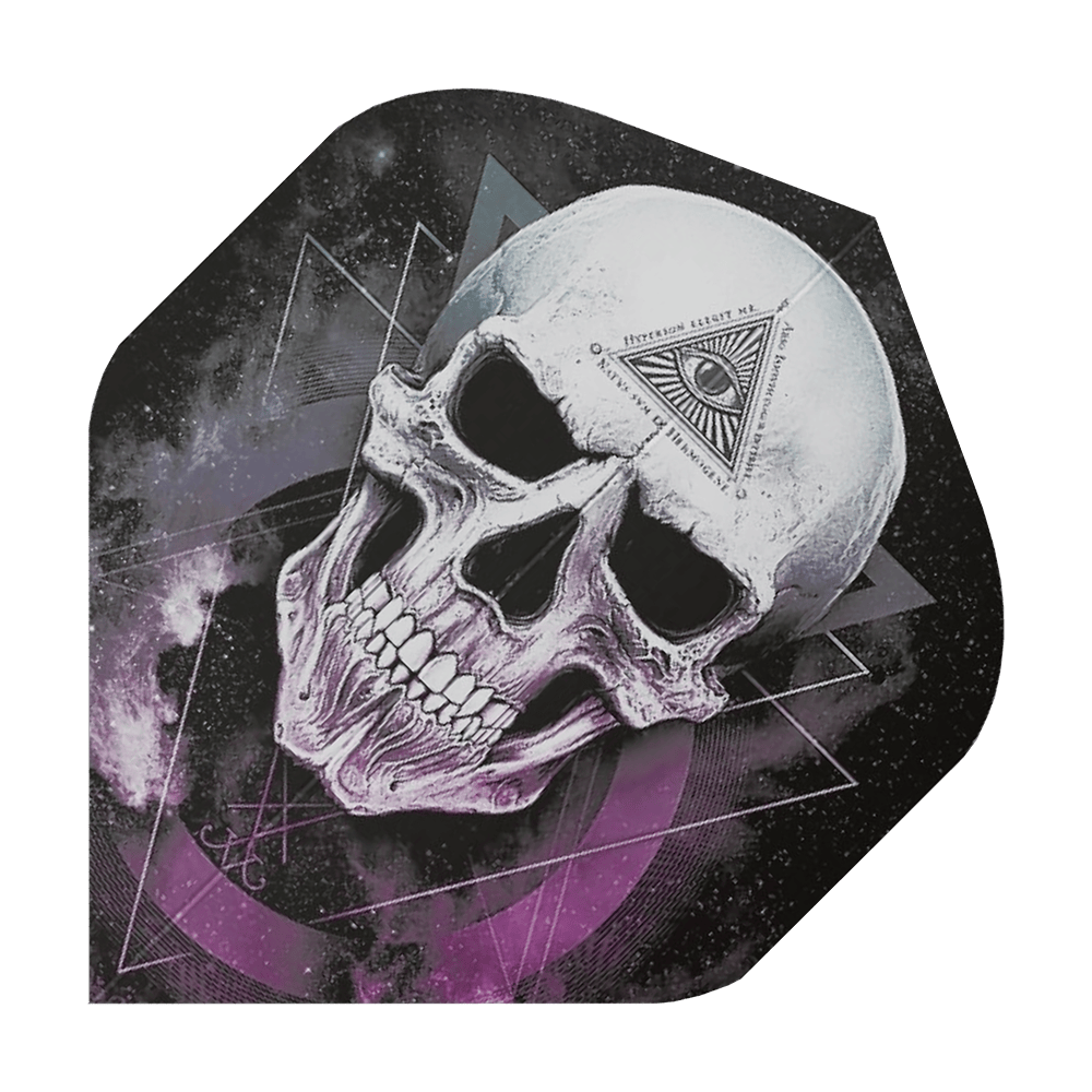ALC22_Alchemy_The_Void_Standard_Flights_1 Das Bild zeigt ein Dart-Flight mit einem großen Totenkopf und mystischen Symbolen. Im Hintergrund sind violette und schwarze geometrische Muster zu sehen.