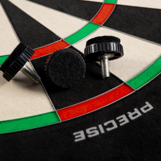 Precise 180 Endorphine Steel Dartboard with Numbered Ring - Infinity Blue Hier wird das Precise 180 Endorphine Steeldartboard mit Nummernring in Weiß dargestellt. Das Produkt ist speziell für Dartsportler entwickelt worden.