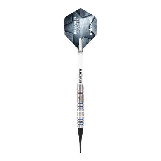 Unicorn Silver Star Var.3 Gary Anderson soft darts Hier sind die Unicorn Silver Star Var.3 Gary Anderson Softdarts zu sehen. Die silbernen Dartpfeile sind detailliert abgebildet.