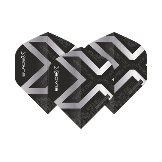 Winmau Prism Delta Blade X Metallic Silver No2 Standard Flights Hier sind die Winmau Prism Delta Blade X Metallic Silver No2 Standard Flights abgebildet. Es handelt sich um silberne Dartflights für präzises Darten.
