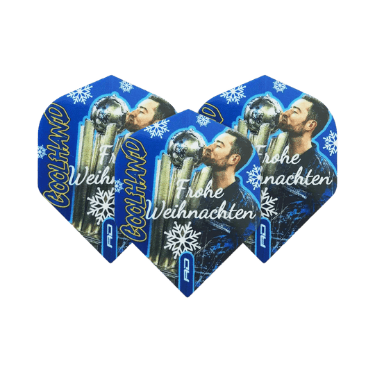 Bild zeigt das Produkt WF-16_Red_Dragon_Luke_Humphries_Frohe_Weihnachten_Standard_Flights_1Set. Es handelt sich um ein Set von Dart-Flights mit weihnachtlichem Motiv.