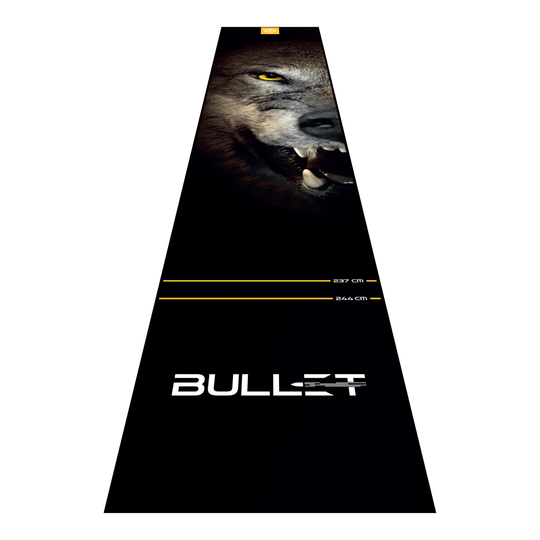 Bullet Fang Dart Mat Abgebildet ist die Bullet Fang Dartmatte. Die Matte sorgt für einen sicheren Stand und schützt den Boden beim Dartspielen.