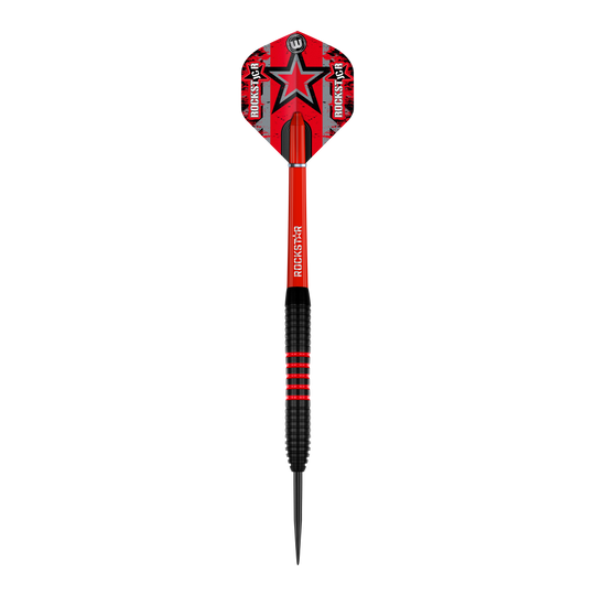 Winmau Joe Cullen Brass Steeldarts - 20g Das Bild zeigt einen Winmau Joe Cullen Brass Steeldart mit einem Gewicht von 20g. Der Dart ist überwiegend rot und schwarz gestaltet und trägt die Aufschrift "Rockstar" auf dem Schaft und dem Flight.