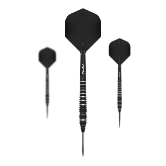 Dieses Bild zeigt die Red Dragon Sable Torpedo Switch Point Steeldarts. Drei Darts sind nebeneinander angeordnet und deutlich sichtbar.