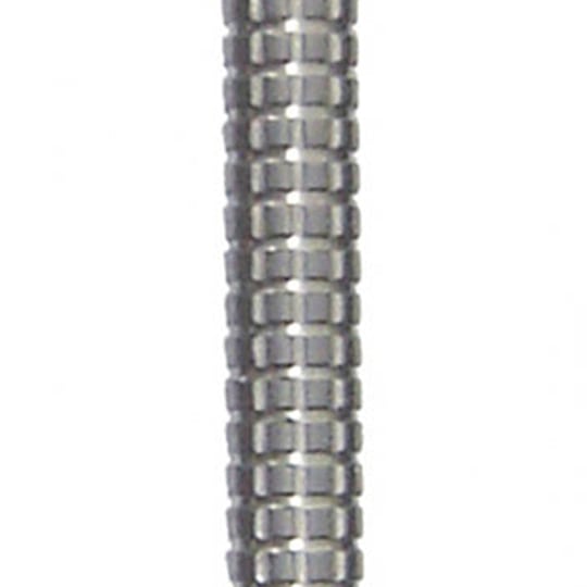 mg15200c57157885 Das Bild zeigt einen silbernen Dart-Barrel mit einem geriffelten Griffmuster. Es handelt sich um das Produkt "McDart Mega Grip 85% Tungsten".