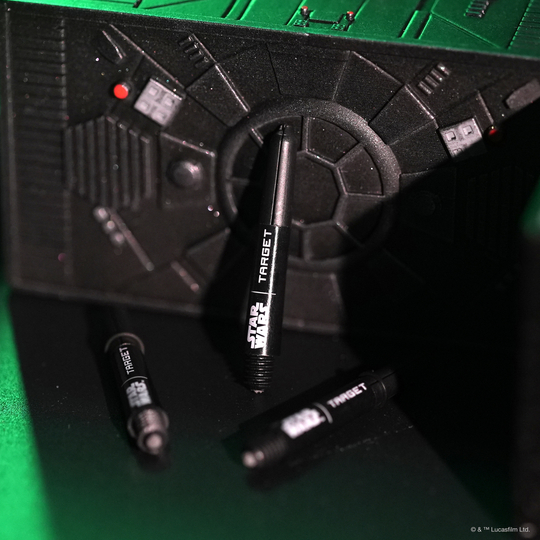 Target Star Wars ProGrip Shafts - Black Abgebildet sind die schwarzen Target Star Wars ProGrip Shafts. Die Dartschäfte verbinden Star Wars Design mit hoher Qualität.