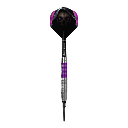 Mission Phantom Brass Soft Darts - 18g Der Mission Phantom Brass Softdart - 18g hat ein markantes Design mit lila und silbernem Griff. Das Dartflight zeigt ein gruseliges Totenkopf-Motiv mit violetten Augen und Kapuze.