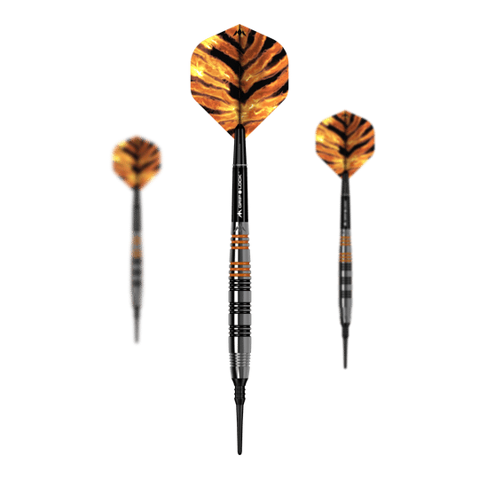 Mission Javan Brass Soft Darts - 18g Das Bild zeigt drei Softdarts des Modells "Mission Javan Brass Softdarts - 18g". Die Flights haben ein auffälliges Tigerstreifen-Design in Orange und Schwarz.