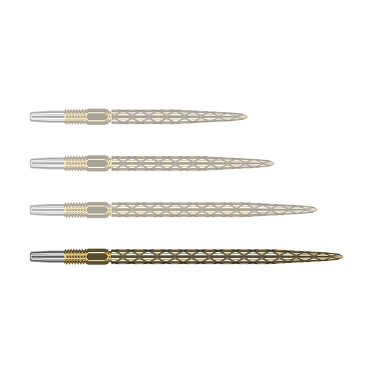 Target Swiss Diamond Pro Gold dart tips Das Bild zeigt vier goldfarbene Dartspitzen mit einem rautenförmigen Muster. Die Spitzen liegen parallel nebeneinander auf einem grünen Hintergrund.