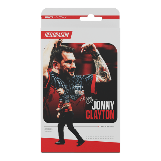 Red Dragon Jonny Clayton RD-ADV soft darts - 18g Das Bild zeigt die Red Dragon Jonny Clayton RD-ADV Softdarts - 18g. Ein Softdart ist aus einer leicht anderen Perspektive zu sehen.