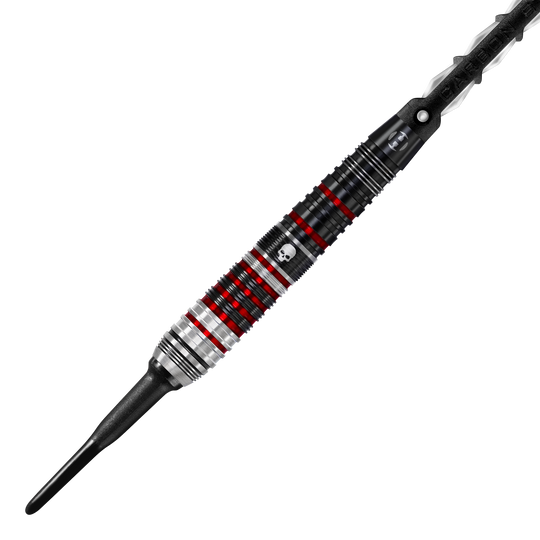 Das Bild zeigt einen Harrows Ryan Searle Heavy Metal Series 2 Softdart. Der Dartpfeil ist schwarz, silber und rot mit einem Totenkopf-Design auf dem Griff.