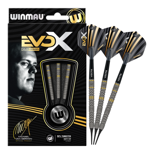 Winmau Michael Van Gerwen Evo-X soft darts - 20g Das Bild zeigt das Produkt "Winmau Michael Van Gerwen Evo-X Softdarts - 20g" in seiner Verpackung. Neben der Verpackung sind drei zusammengebaute Softdarts mit schwarz-goldenem Design zu sehen.
