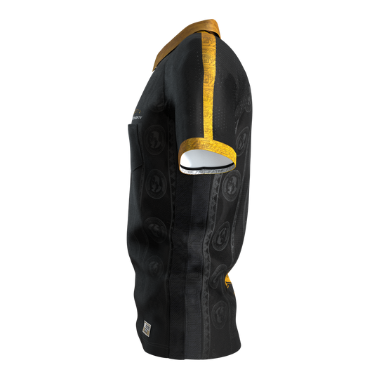 Target Adrian Lewis dart shirt 2026 Abgebildet ist das Target Adrian Lewis Dartshirt 2026. Dieses Produkt richtet sich an Liebhaber professioneller Dartbekleidung.