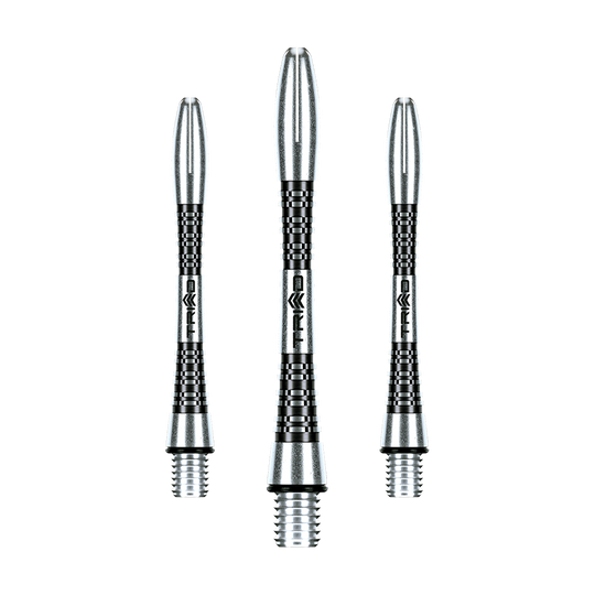 Das Bild zeigt drei schwarze Winmau Triad Aluminium Shafts für Darts. Die Shafts haben ein elegantes, geriffeltes Design mit silbernen und schwarzen Akzenten.