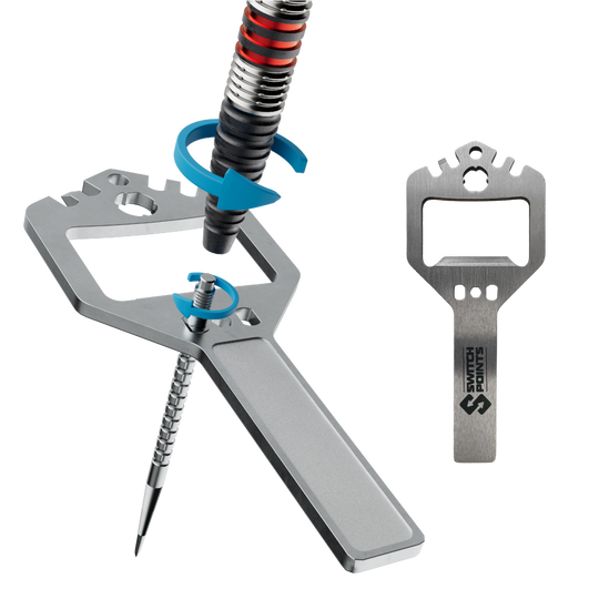 Die Red Dragon Jonny Clayton Hireath Switch Point Steeldarts sind auf dem Bild zu sehen. Diese Darts sind speziell für professionelle Spieler entwickelt.