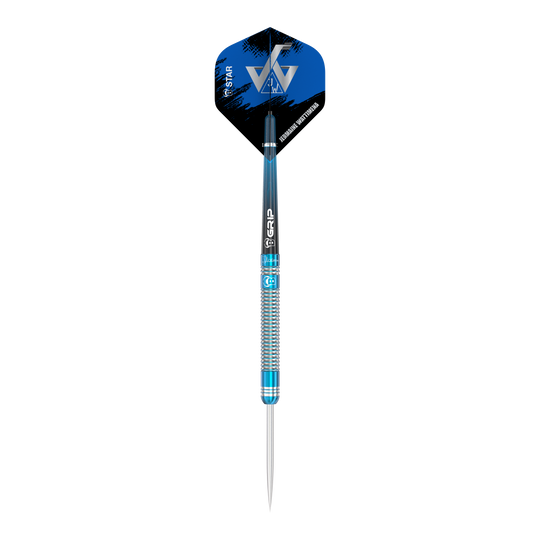 Bulls Jermaine Wattimena Generation 3 steel darts Das Bild zeigt einen Steeldart aus der Serie "Bulls Jermaine Wattimena Generation 3". Der Dart ist silberfarben mit blauen Akzenten und hat ein modernes Flight-Design.