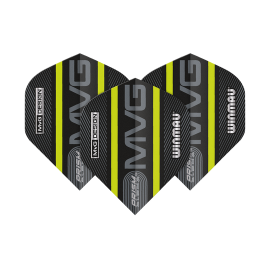 6915-188_Winmau_Prism_Alpha_MvG_Green_Standard_Flights_1DsuqRMQsWxUEQ Das Bild zeigt drei Winmau Prism Alpha MvG Green Standard Flights für Darts. Die Flights sind schwarz mit grünen Streifen und silberner Aufschrift.
