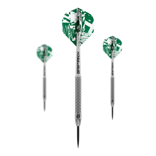 GOAT Fairway V2 Tungsten Steel Darts Das Bild zeigt drei GOAT Fairway V2 Tungsten Steeldarts mit silbernen Schäften und grünen Flights. Auf den Schäften steht "GRIPTECH" und die Darts haben eine strukturierte Griffzone.