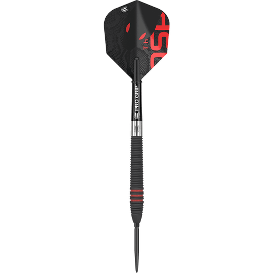 190216_Target_Nathan_Aspinall_Black_Swiss_Point_Steeldarts_1zPSANyFF44kZP Das Bild zeigt einen schwarzen Steeldart mit roten Akzenten. Auf dem Schaft steht "PRO GRIP" und das Flight hat ein auffälliges schwarzes und rotes Design.