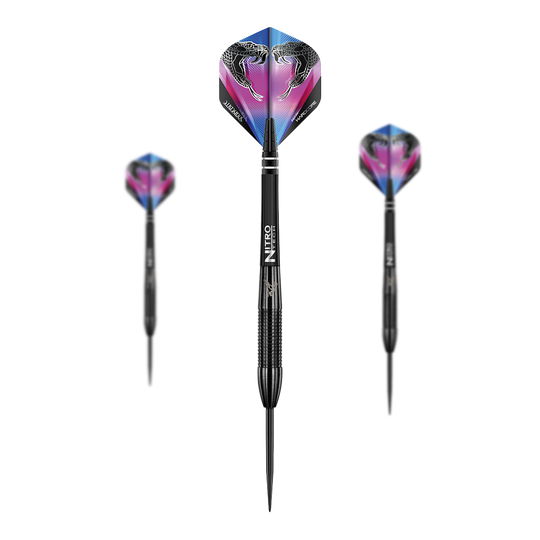 Red Dragon Peter Wright Snakebite 3 Black Steeldarts Auf dem Bild sind drei schwarze Steeldarts der Marke "Red Dragon Peter Wright Snakebite 3" zu sehen. Die Flights zeigen ein buntes Design mit zwei Schlangenköpfen.