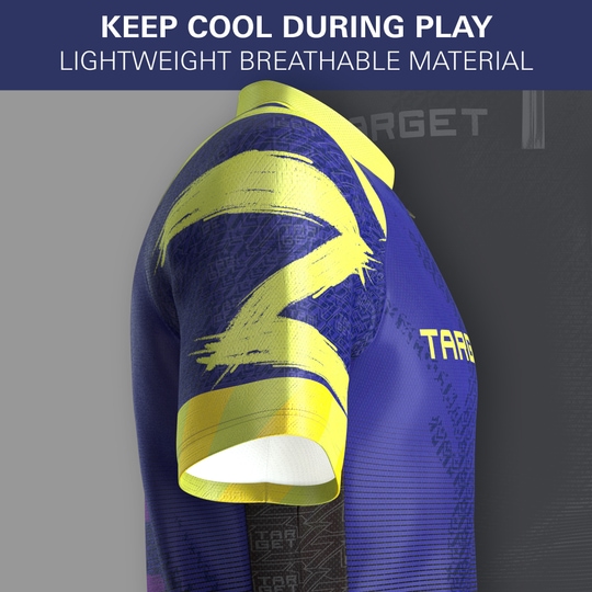 Target Luke Littler dart shirt 2026 Das Bild zeigt das Target Luke Littler Dartshirt 2026. Das Dartshirt ist für Dartspieler entworfen und bietet einen sportlichen Look.