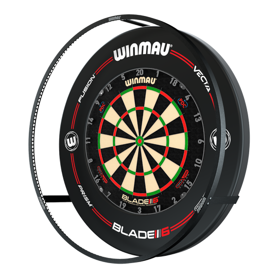BUNDLE Winmau Plasma LED lighting and surround Das Bild zeigt das 'Winmau Plasma LED Beleuchtung und Surround Bundle' mit einer Dartscheibe. Um die Scheibe herum befindet sich eine LED-Beleuchtung und ein schwarzer Schutzring.
