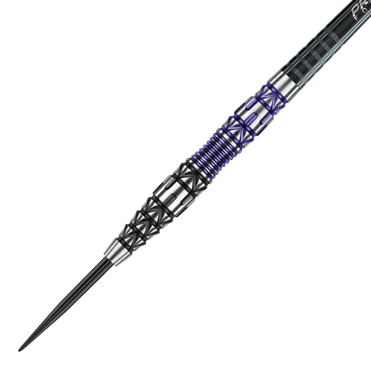 Winmau Simon Whitlock Special Edition 2020 steel darts Das Bild zeigt einen Winmau Simon Whitlock Special Edition 2020 Steeldart. Der Dart hat ein auffälliges Design mit schwarzen, silbernen und violetten Elementen am Griff.