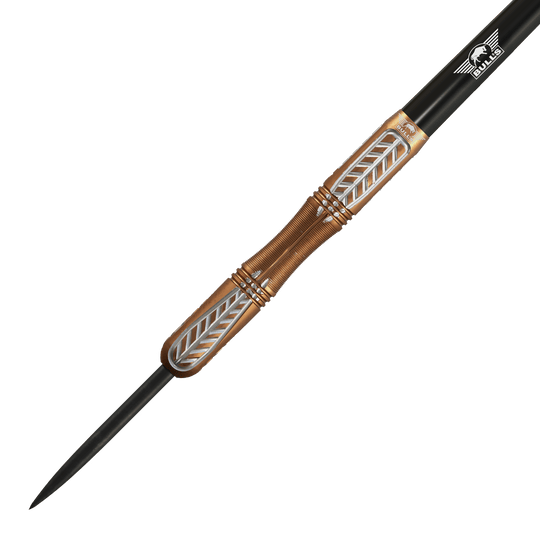 Abgebildet sind die Bulls NL Bronzo True Steeldarts - 23g. Die Steeldarts eignen sich für präzises Spielen.