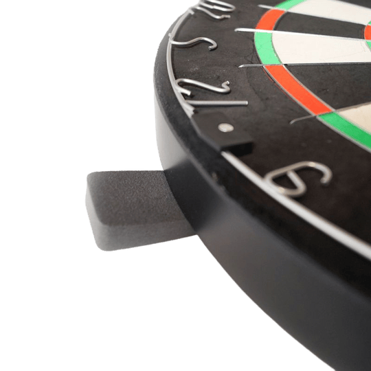 Karella Dartboard BullOut Set including 2 sets of steel darts Karella Dartboard BullOut Set including 2 sets of steel darts