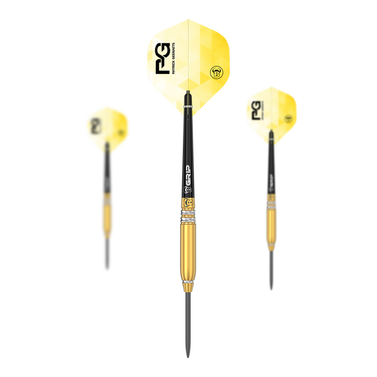 Bulls Patrick Geeraets Steeldarts - 23g Das Bild zeigt drei Steeldarts des Modells "Bulls Patrick Geeraets" mit einem Gewicht von 23 Gramm. Die Darts haben gelbe Flights und einen goldfarbenen Barrel.