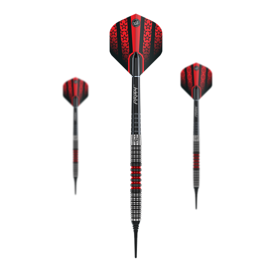 Winmau Joe Cullen soft darts Das Bild zeigt drei Winmau Joe Cullen Softdarts mit roten und schwarzen Flights. Die Darts haben einen silbernen Schaft mit roten Akzenten und eine schwarze Spitze.
