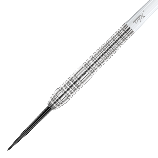 Red Dragon Seren 2 Pure Steeldarts Das Bild zeigt einen Red Dragon Seren 2 Pure Steeldart. Der Dartpfeil ist silberfarben mit markanten Rillen für besseren Halt.