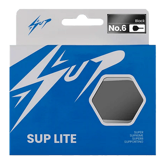 Caliburn SUP Lite No6 flight shaft system Die Abbildung zeigt die Verpackung des Produkts "Caliburn SUP Lite No6 Flight-Shaft-System". Die Verpackung ist überwiegend blau und weiß und enthält ein Sichtfenster, durch das das Produkt teilweise zu sehen ist.