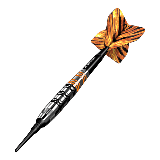 Mission Javan Brass Soft Darts - 18g Das Bild zeigt einen Softdart namens "Mission Javan Brass Softdarts - 18g". Der Dartpfeil hat ein gestreiftes Design in Schwarz, Silber und Orange mit einer auffälligen, gemusterten Flugfeder.