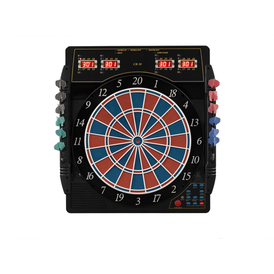 Elektronische Dartscheibe Karella CB 50 Turnierausführung Das Bild zeigt die elektronische Dartscheibe Karella CB 50 in Turnierausführung. Sie hat ein digitales Display und verschiedene farbige Dartpfeile an den Seiten.
